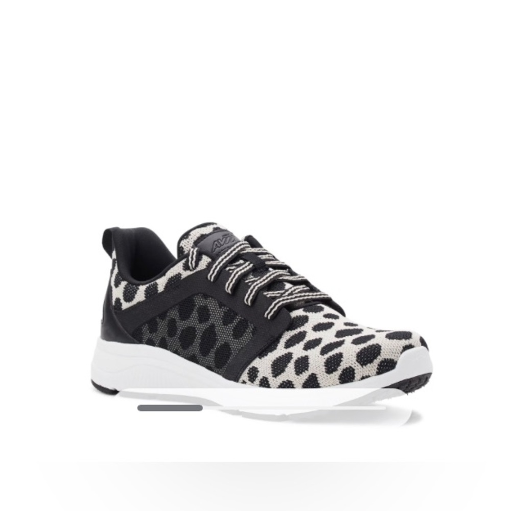 Avia Walmart Animal Print Sneakers BNWOT Only Worn in Home Size 7 1/2